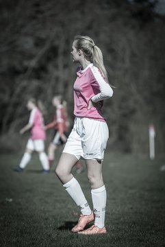 Bild 1955 - Frauen SG Nie-Bar - PTSV Kiel : Ergebnis: 3:3
